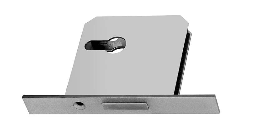 Fix A Deadbolt Door Lock in Bell Gardens, California